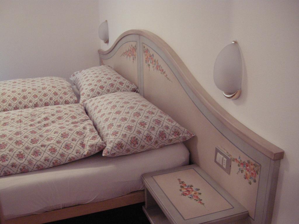 Appartamenti Cesa Maria Mountain Hospitality Canazei Ruang foto