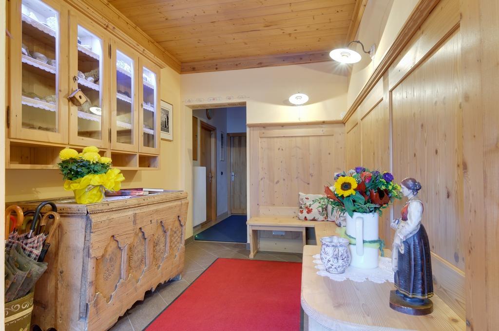 Appartamenti Cesa Maria Mountain Hospitality Canazei Bagian luar foto